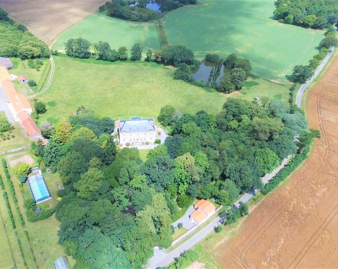 Domaine Du Plessis Grimaud Bed & Breakfast Saint-Viaud Eksteriør bilde