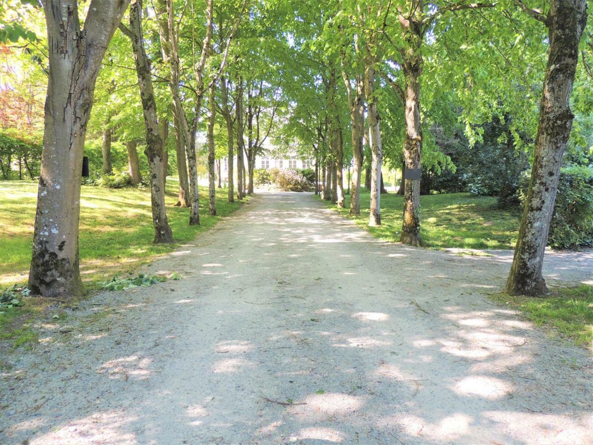 Domaine Du Plessis Grimaud Bed & Breakfast Saint-Viaud Eksteriør bilde
