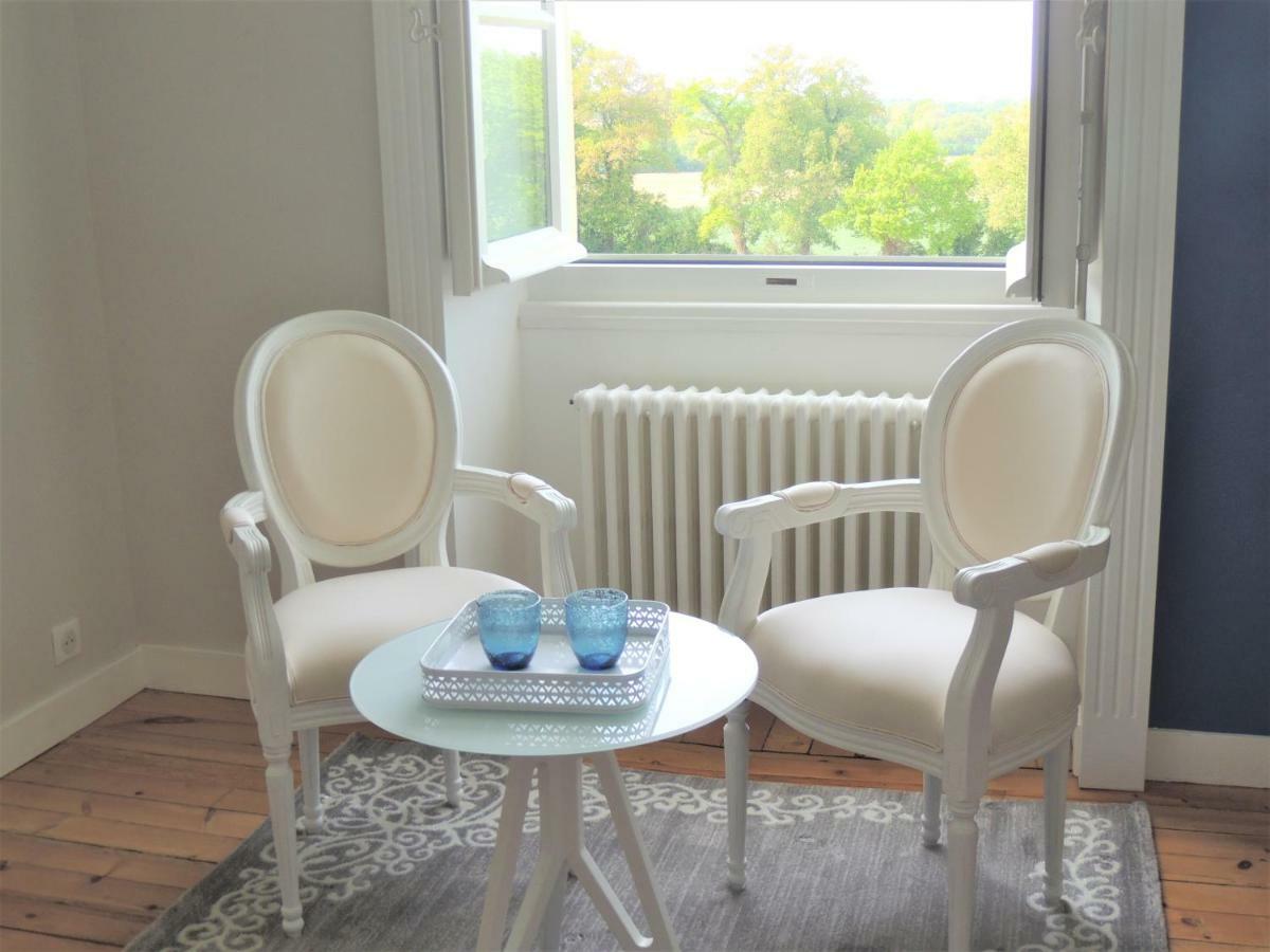 Domaine Du Plessis Grimaud Bed & Breakfast Saint-Viaud Eksteriør bilde