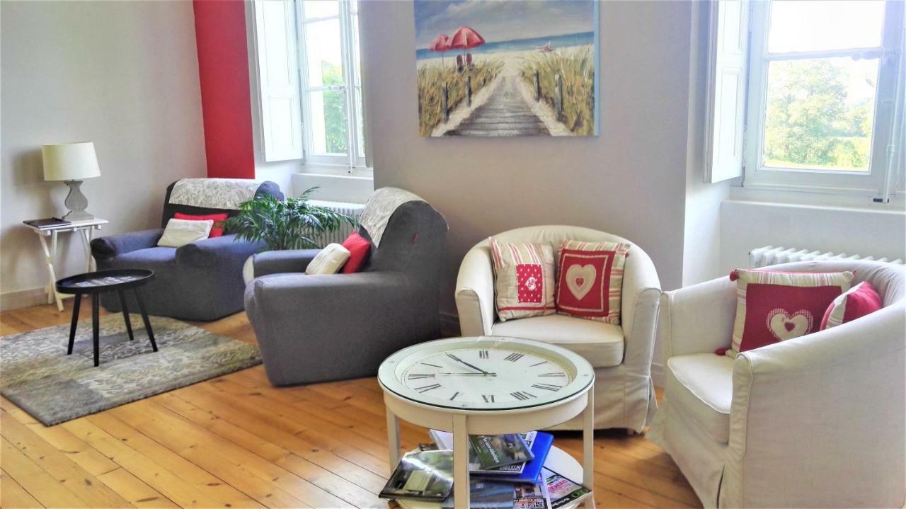 Domaine Du Plessis Grimaud Bed & Breakfast Saint-Viaud Eksteriør bilde